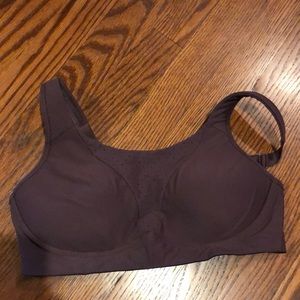 Lululemon sports bra 34C